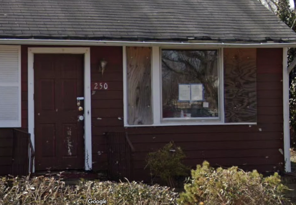 The home at 250 Riverside Drive North, Brick, N.J. (Credit: Google Maps)